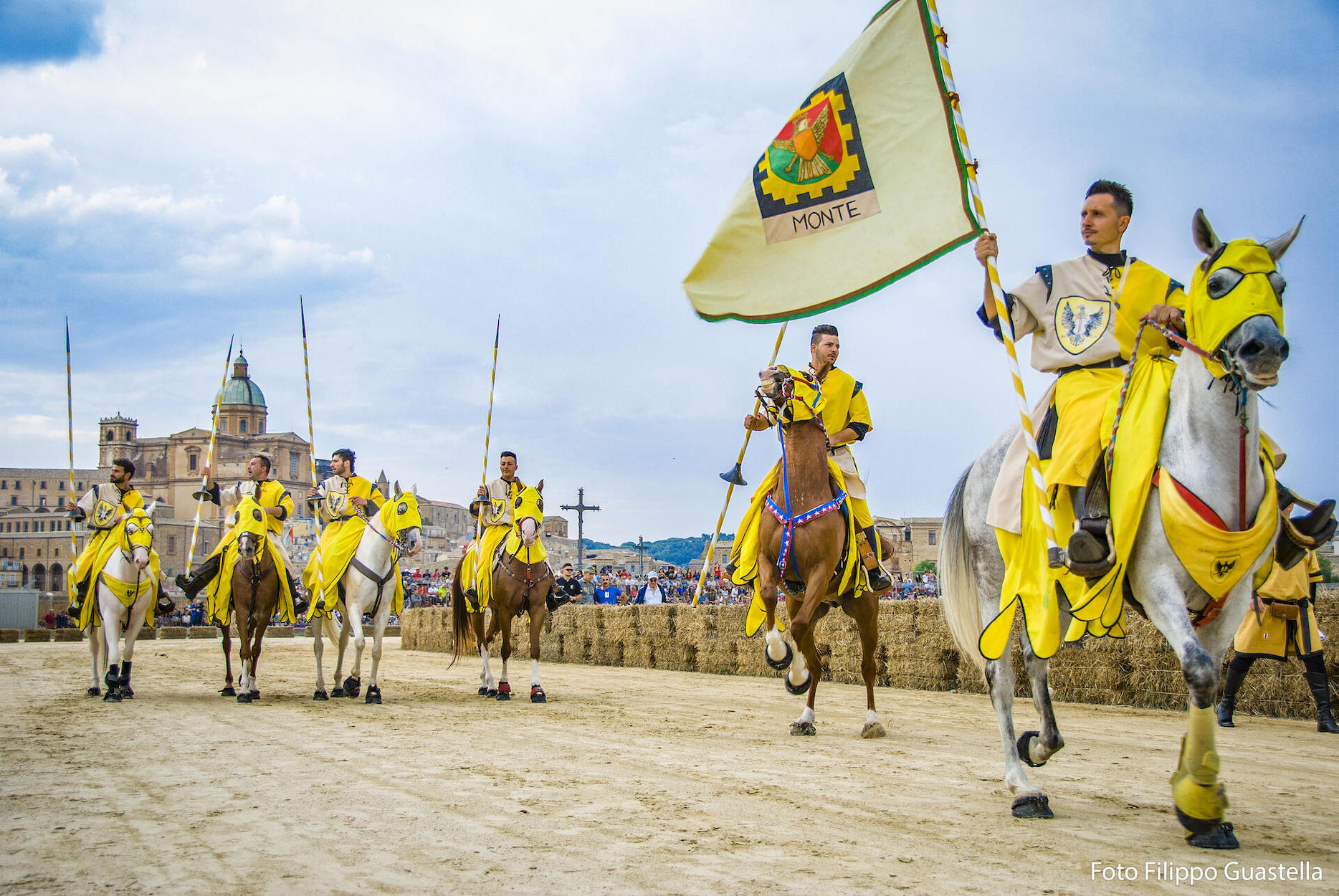 il palio dei normanno a piazza armerina