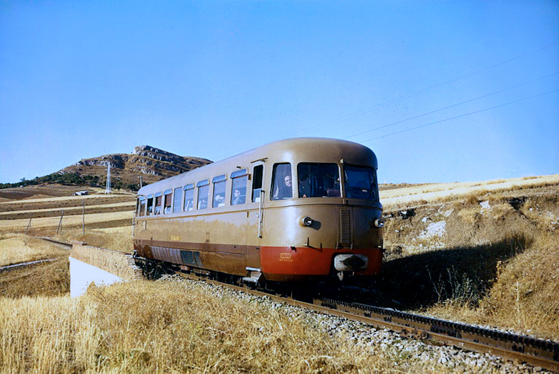 il treno di piazza Armeirna
